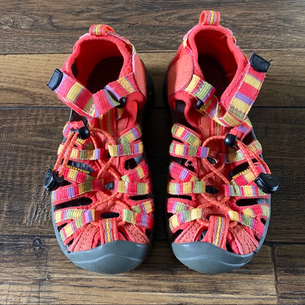 NWOB Keen waterproof kids outdoor shoes